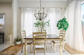 Photo #3: 2745301 Listing 