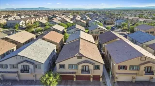 Photo #4: 2745355 Listing 