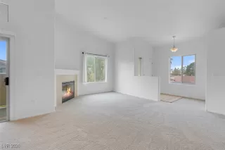 Photo #5: 2745398 Listing