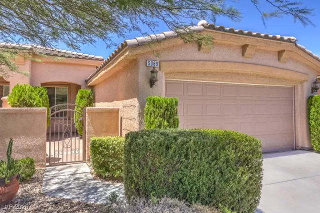 MLS: 2745438 Condo For Sale