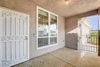 Photo #2: 2745439 Listing 