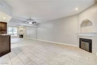 Photo #6: 2745439 Listing 