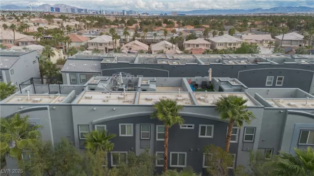 MLS: 2745461 Condo For Sale