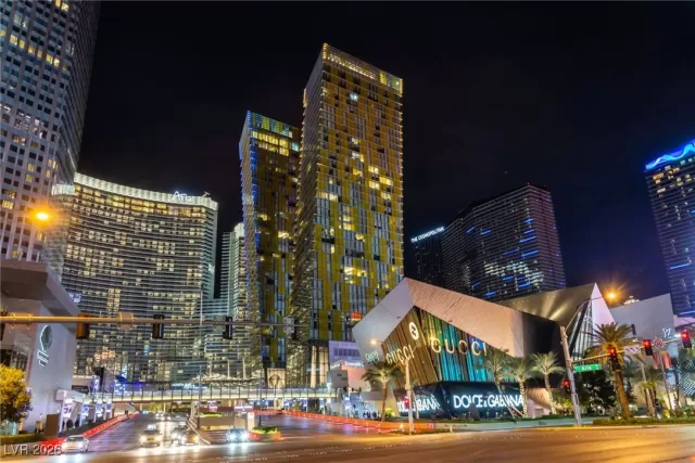 MLS: 2745562 Condo For Sale