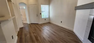 Photo #2: 2745592 Listing 