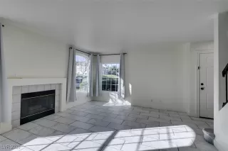 Photo #3: 2745625 Listing 