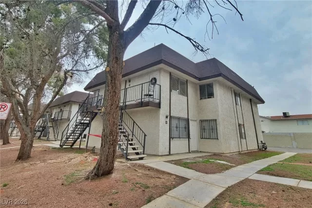 MLS: 2745631 Condo For Sale