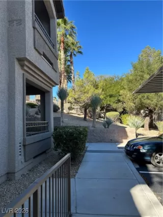 Photo #4: 2745634 Listing 