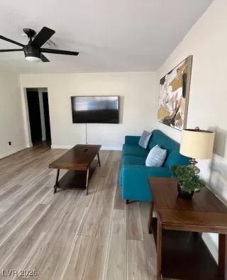 Photo #4: 2745647 Listing 