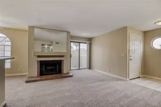 Photo #2: 2745654 Listing 