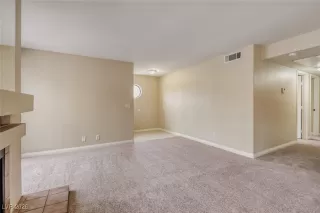 Photo #4: 2745654 Listing 