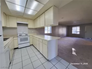 Photo #3: 2745671 Listing 