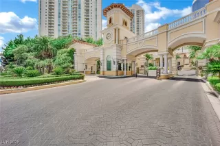 Photo #4: 2745700 Listing