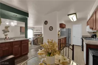 Photo #4: 2745733 Listing 