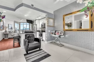 Photo #2: 2745761 Listing 