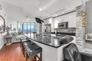 Photo #6: 2745761 Listing 