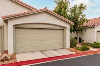 Photo #4: 2745779 Listing 