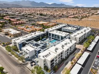 Photo #6: 2745835 Listing 