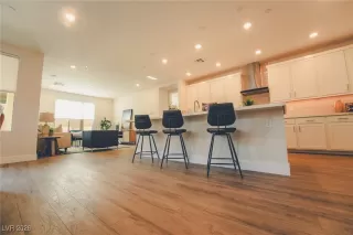 Photo #6: 2745865 Listing 