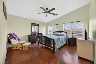 Photo #5: 2745906 Listing 