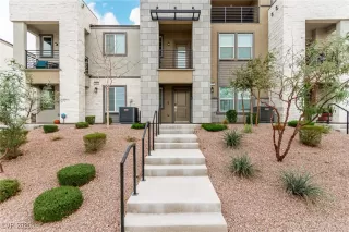 Photo #3: 2745938 Listing 