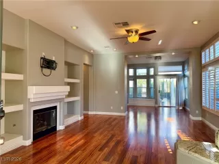 Photo #2: 2745964 Listing