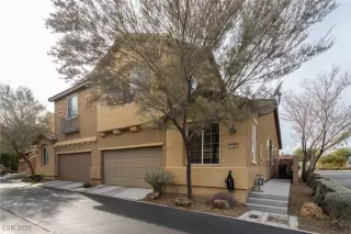 Photo #1: 2745986 Listing 