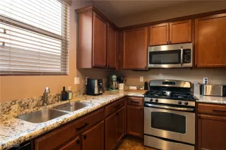 Photo #6: 2745986 Listing 