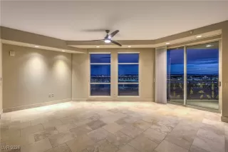 Photo #5: 2746030 Listing