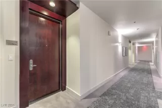 Photo #1: 2746048 Listing