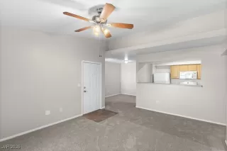 Photo #5: 2746059 Listing 