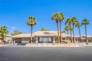 Photo #3: 2746081 Listing 