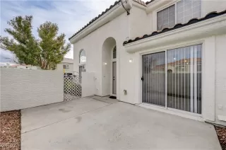 Photo #3: 2746089 Listing 