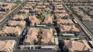 Photo #1: 2746130 Listing 