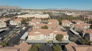 Photo #3: 2746130 Listing 