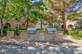 Photo #6: 2746130 Listing 