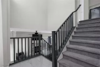 Photo #2: 2746150 Listing 