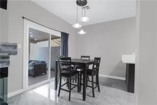 Photo #6: 2746150 Listing 