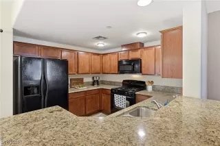 Photo #4: 2746187 Listing 