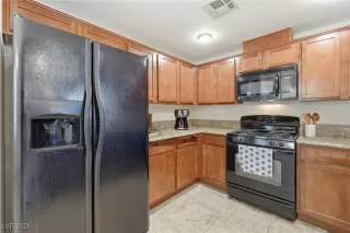 Photo #6: 2746187 Listing 