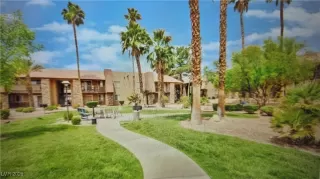 Photo #1: 2746251 Listing 