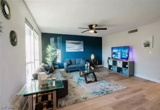 Photo #1: 2746274 Listing 