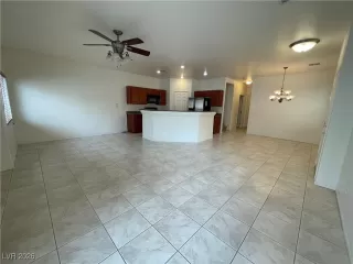 Photo #2: 2746315 Listing 