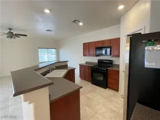 Photo #3: 2746315 Listing 