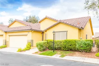 Photo #4: 2746349 Listing 