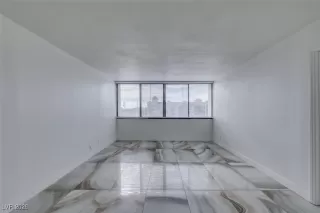 Photo #5: 2746367 Listing 