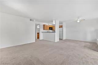 Photo #2: 2746382 Listing 