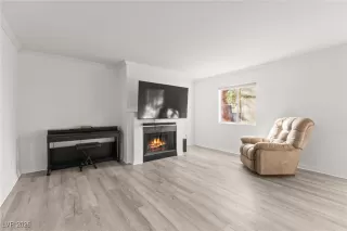 Photo #6: 2746391 Listing 