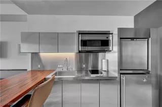 Photo #6: 2746410 Listing 