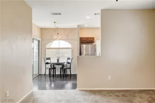 Photo #4: 2746500 Listing 